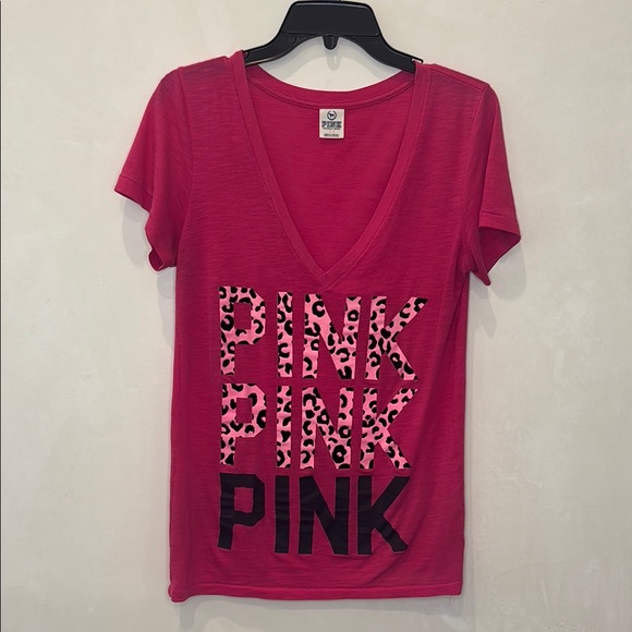 VS PINK vibrant, Hot pink leopard V-neck Tee velvety letter Size small runs big - Picture 1 of 4